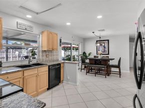 6841 NW 7th Ct, Margate FL 33063