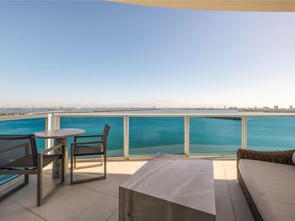 725 NE 22nd St PH2F, Miami FL 33137