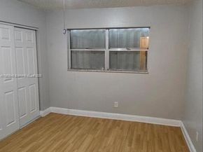 5352 NE 6th Ave G9, Oakland Park FL 33334