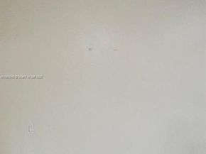 5352 NE 6th Ave G9, Oakland Park FL 33334