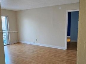 5352 NE 6th Ave G9, Oakland Park FL 33334