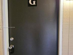 5352 NE 6th Ave G9, Oakland Park FL 33334