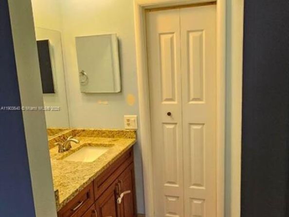 5352 NE 6th Ave G9, Oakland Park FL 33334