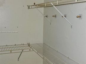 5352 NE 6th Ave G9, Oakland Park FL 33334