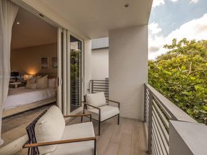 2851 SW 33rd Ct 2851, Miami FL 33133