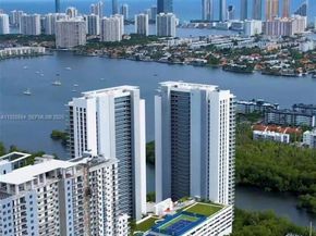 16385 Biscayne Blvd, North Miami Beach FL 33160