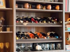 16385 Biscayne Blvd, North Miami Beach FL 33160