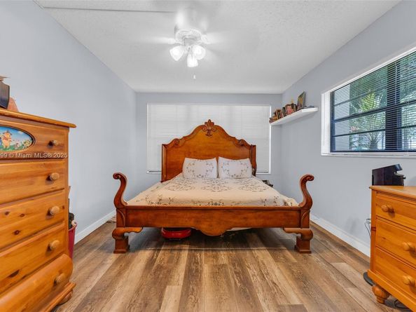 23380 Carolwood Ln 101, Boca Raton FL 33428