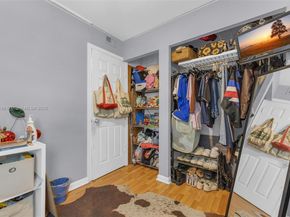 23380 Carolwood Ln 101, Boca Raton FL 33428