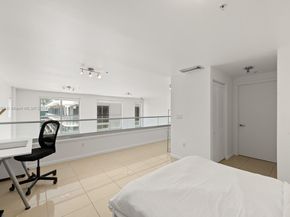 3449 NE 1 Ave L61, Miami FL 33137