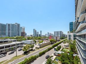 3449 NE 1 Ave L61, Miami FL 33137