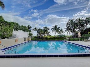 1623 Collins Ave 318, Miami Beach FL 33139