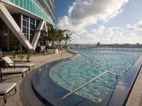 888 Biscayne Blvd 2701, Miami FL 33132