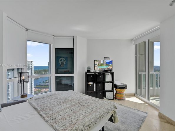 21205 Yacht Club Dr 3103, Aventura FL 33180