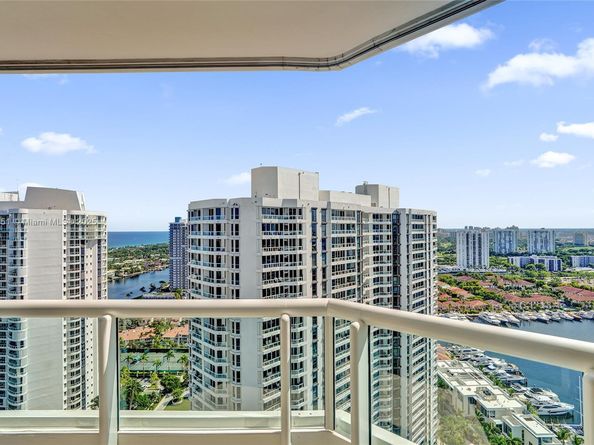 21205 Yacht Club Dr 3103, Aventura FL 33180