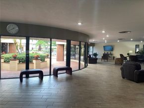 9781 Sunrise Lakes Blvd 202, Sunrise FL 33322