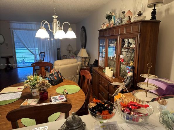 9781 Sunrise Lakes Blvd 202, Sunrise FL 33322