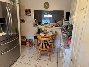 9781 Sunrise Lakes Blvd 202, Sunrise FL 33322