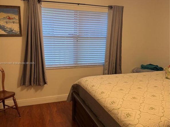 9781 Sunrise Lakes Blvd 202, Sunrise FL 33322