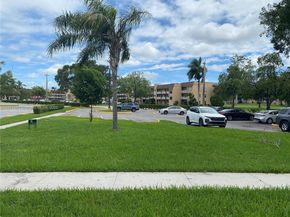 9781 Sunrise Lakes Blvd 202, Sunrise FL 33322