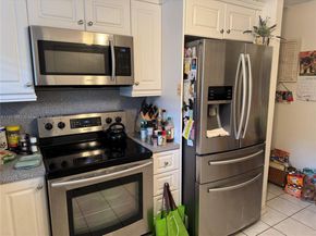 9781 Sunrise Lakes Blvd 202, Sunrise FL 33322