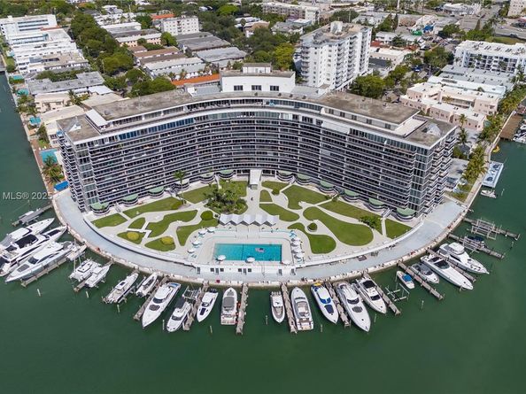 900 Bay Dr 914, Miami Beach FL 33141