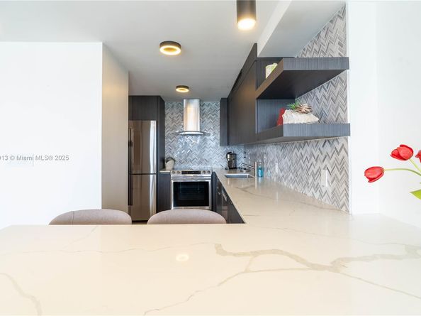900 Bay Dr 914, Miami Beach FL 33141