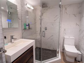 900 Bay Dr 914, Miami Beach FL 33141