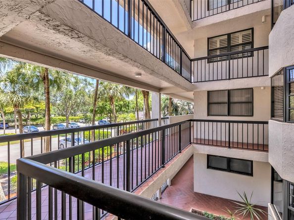 6320 Boca Del Mar Dr 207, Boca Raton FL 33433
