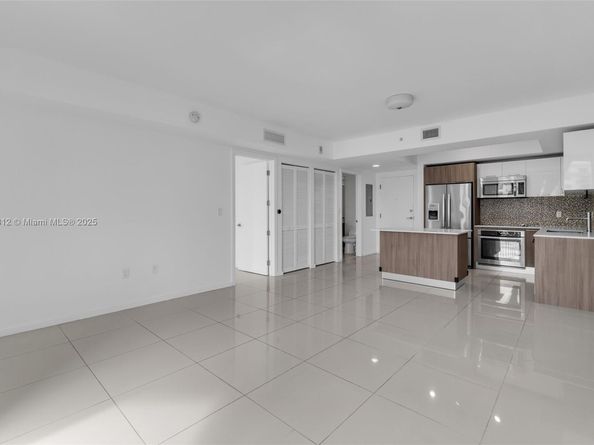 5252 NW 85th Ave 1505, Doral FL 33166