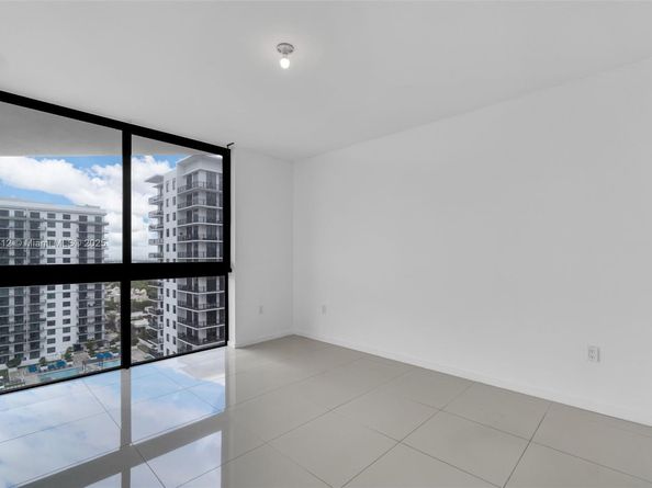 5252 NW 85th Ave 1505, Doral FL 33166