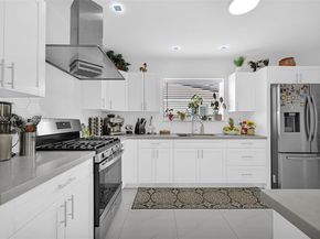 756 W 53rd St, Hialeah FL 33012