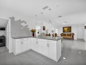 756 W 53rd St, Hialeah FL 33012