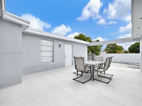 756 W 53rd St, Hialeah FL 33012