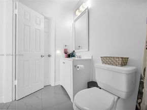 756 W 53rd St, Hialeah FL 33012