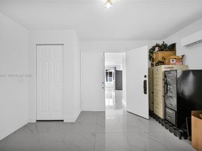 756 W 53rd St, Hialeah FL 33012