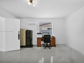 756 W 53rd St, Hialeah FL 33012