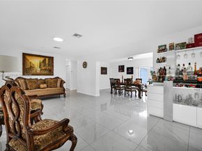 756 W 53rd St, Hialeah FL 33012