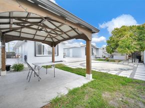 756 W 53rd St, Hialeah FL 33012