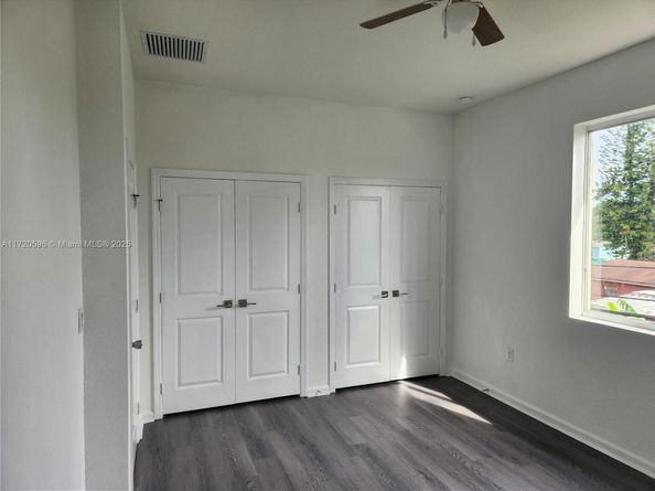 2944 NW 180th St, Miami Gardens FL 33056