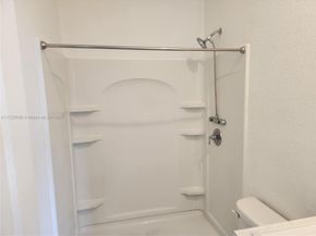 2944 NW 180th St, Miami Gardens FL 33056
