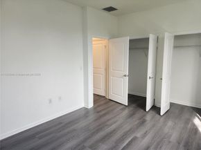 2944 NW 180th St, Miami Gardens FL 33056