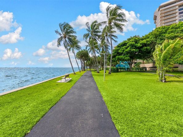 3 Grove Isle Dr C605, Miami FL 33133
