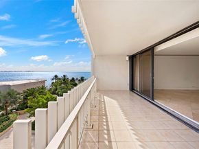 3 Grove Isle Dr C605, Miami FL 33133