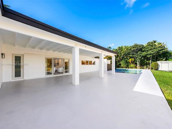 6951 SW 134th St, Pinecrest FL 33156