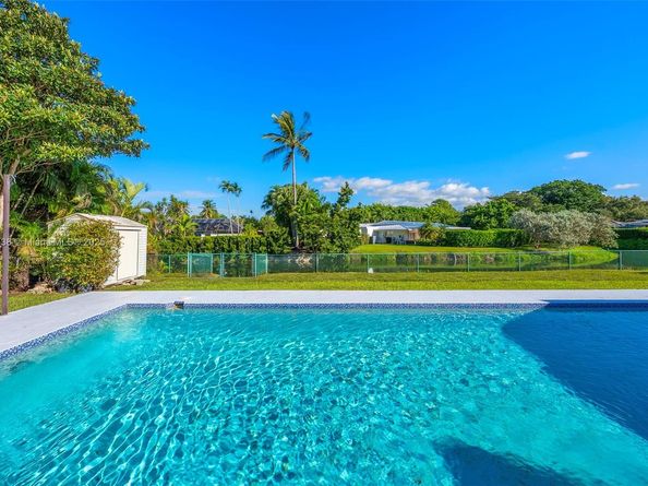6951 SW 134th St, Pinecrest FL 33156