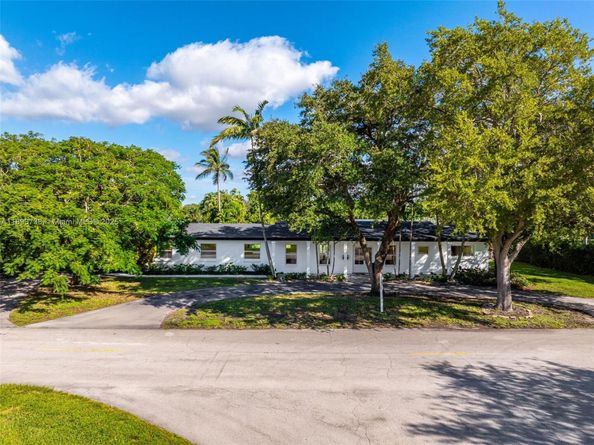 6951 SW 134th St, Pinecrest FL 33156