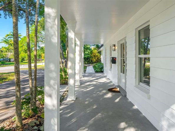 6951 SW 134th St, Pinecrest FL 33156