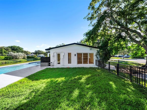 6951 SW 134th St, Pinecrest FL 33156