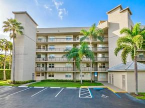 26 Royal Palm Way 201, Boca Raton FL 33432